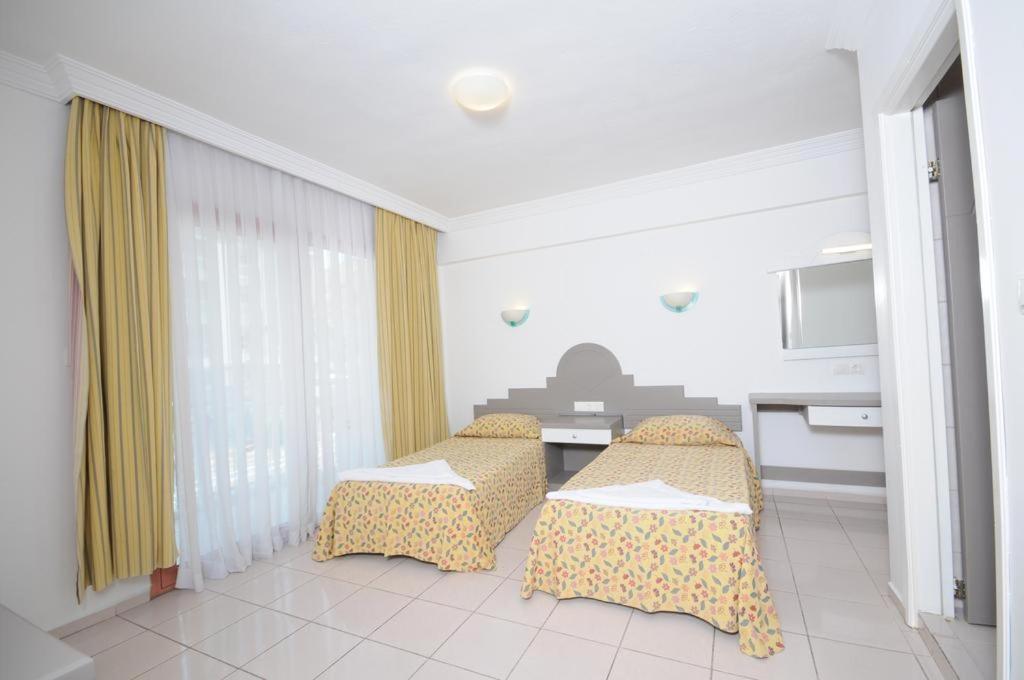 Club Kocer Apartments Marmaris Exteriör bild